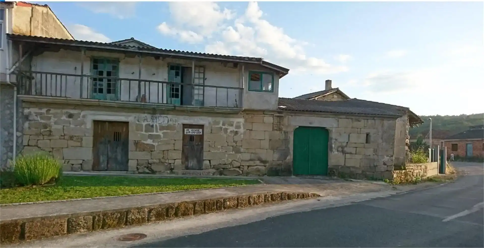 Exterior view of Flat for sale in Coles  with Private garden and Balcony