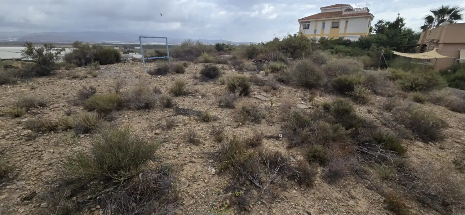 Terrenys i solars en venda a Calarreona, imagen 2