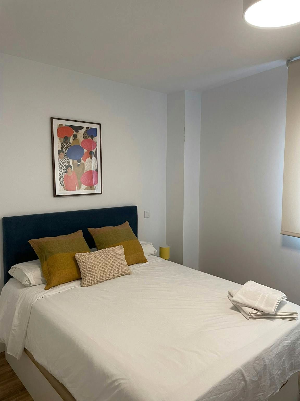 Dormitori de Pis de lloguer en  Madrid Capital amb Aire condicionat, Calefacció i Moblat