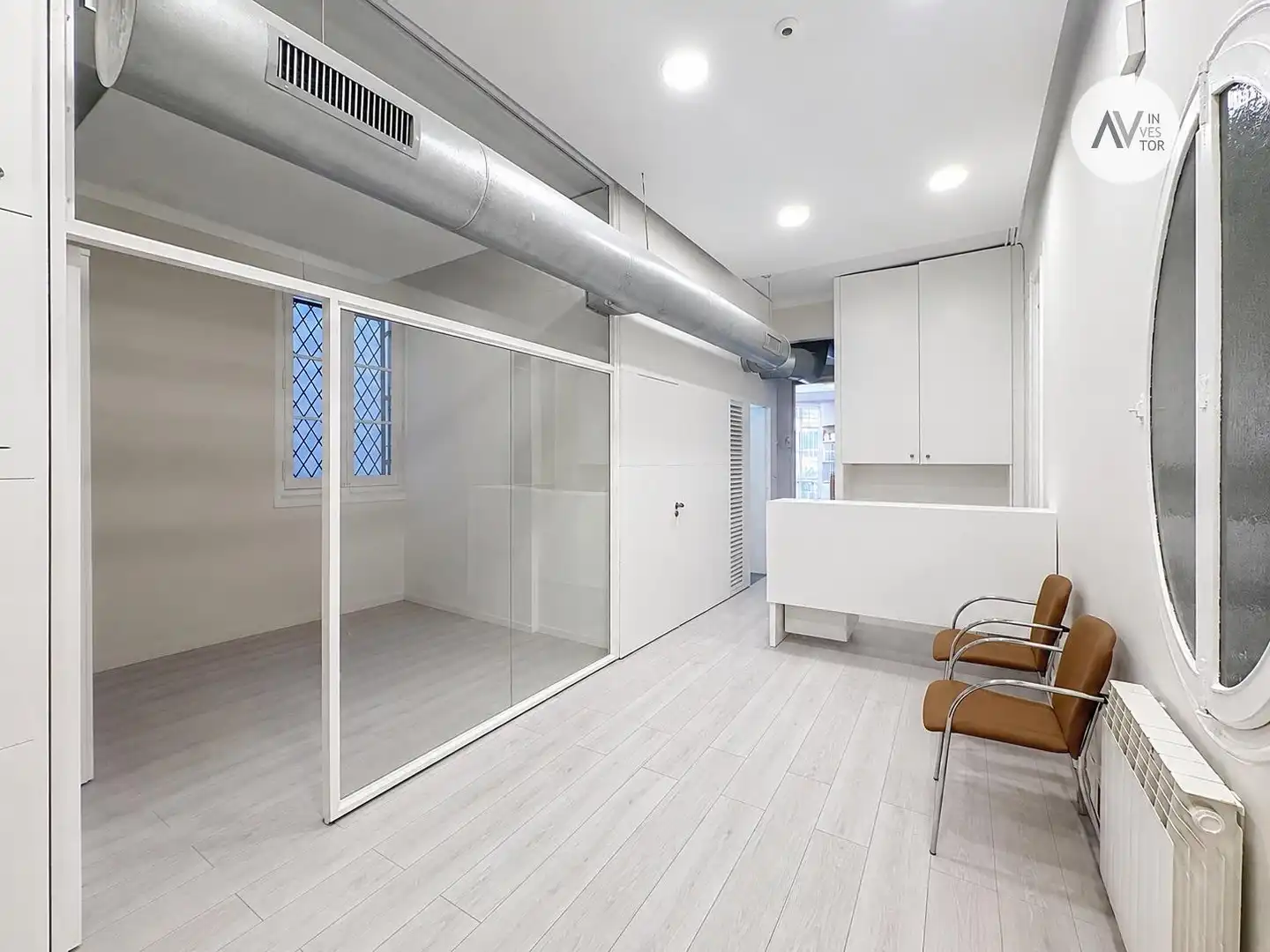 Office for rent in Barcelona  with Air Conditioner, Heating and Storage room