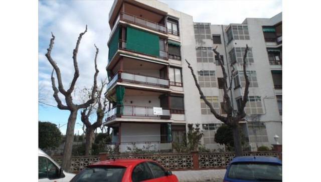 Piso en Venta en Calle GAVINES en Prat de Vilanova