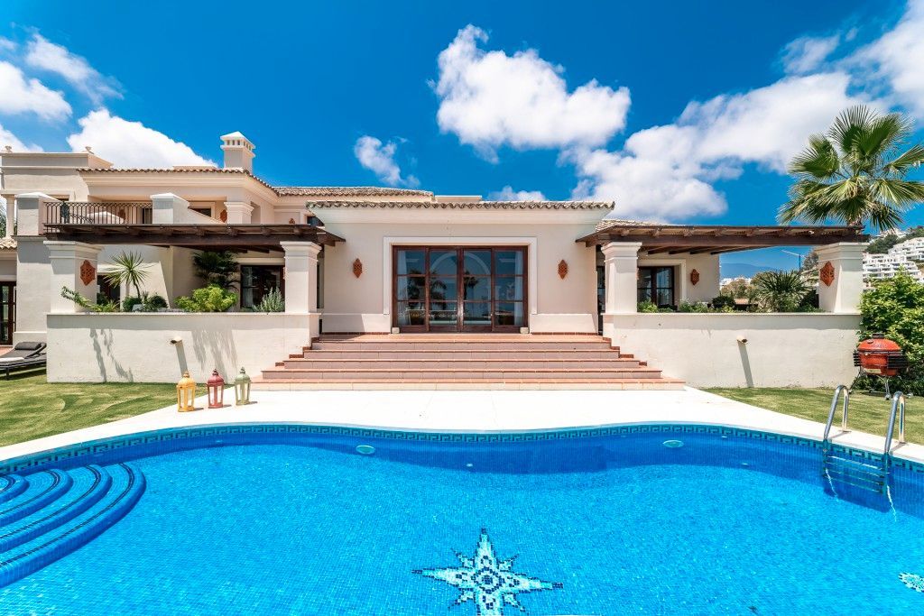Jardí de Casa o xalet en venda en Marbella amb Jardí privat, Terrassa i Piscina