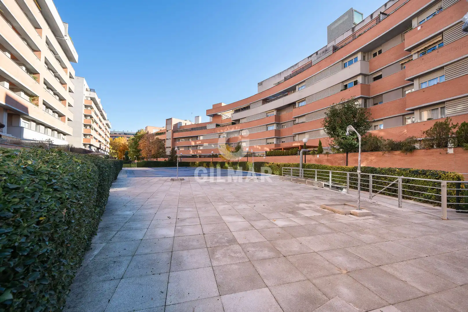 Vista exterior de Piso en venta en Madrid con Calefacción, Jardín privado y Trastero