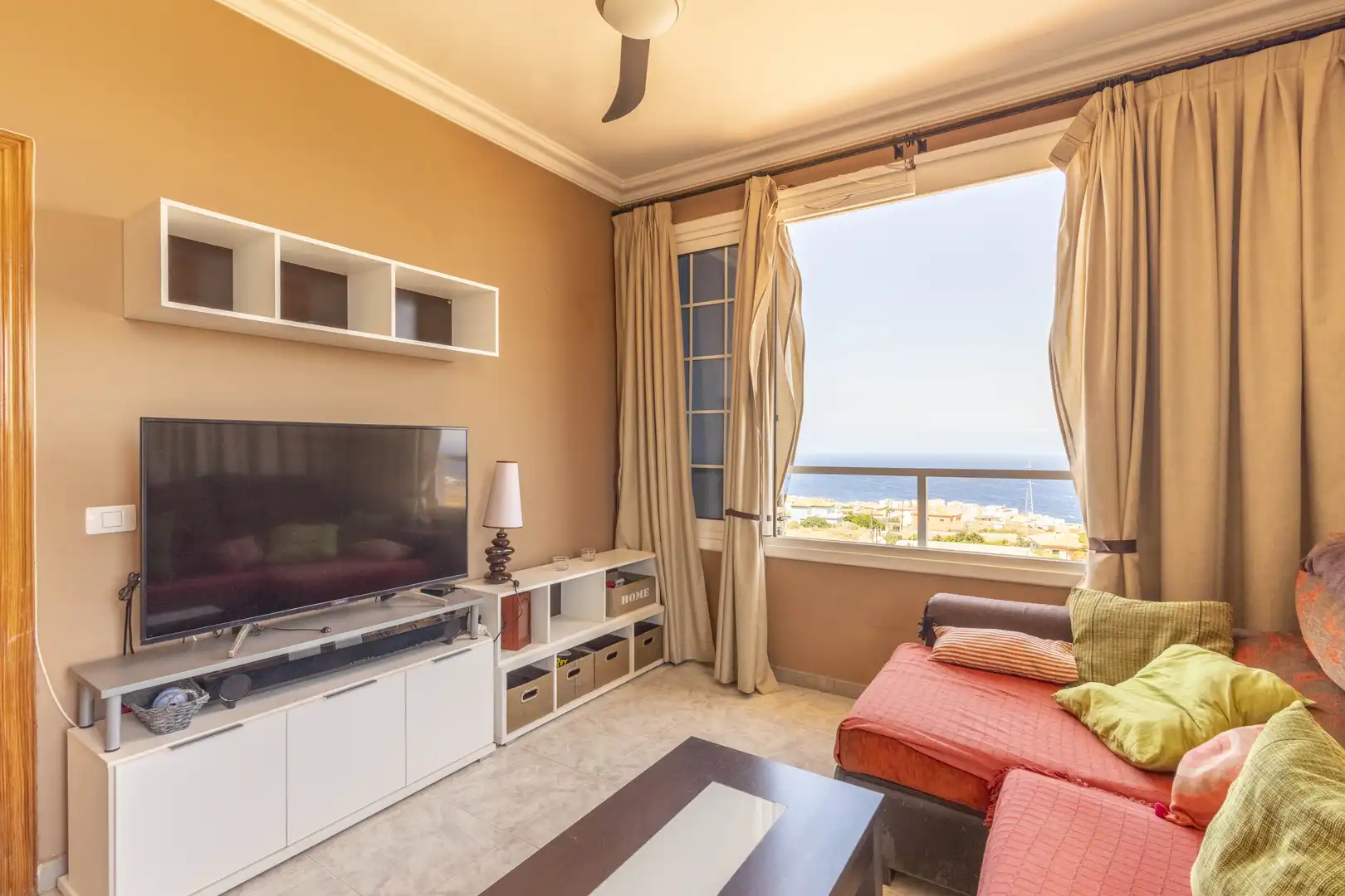 Sala de estar de Casa o chalet en venta en Candelaria con Jardín privado, Terraza y Trastero