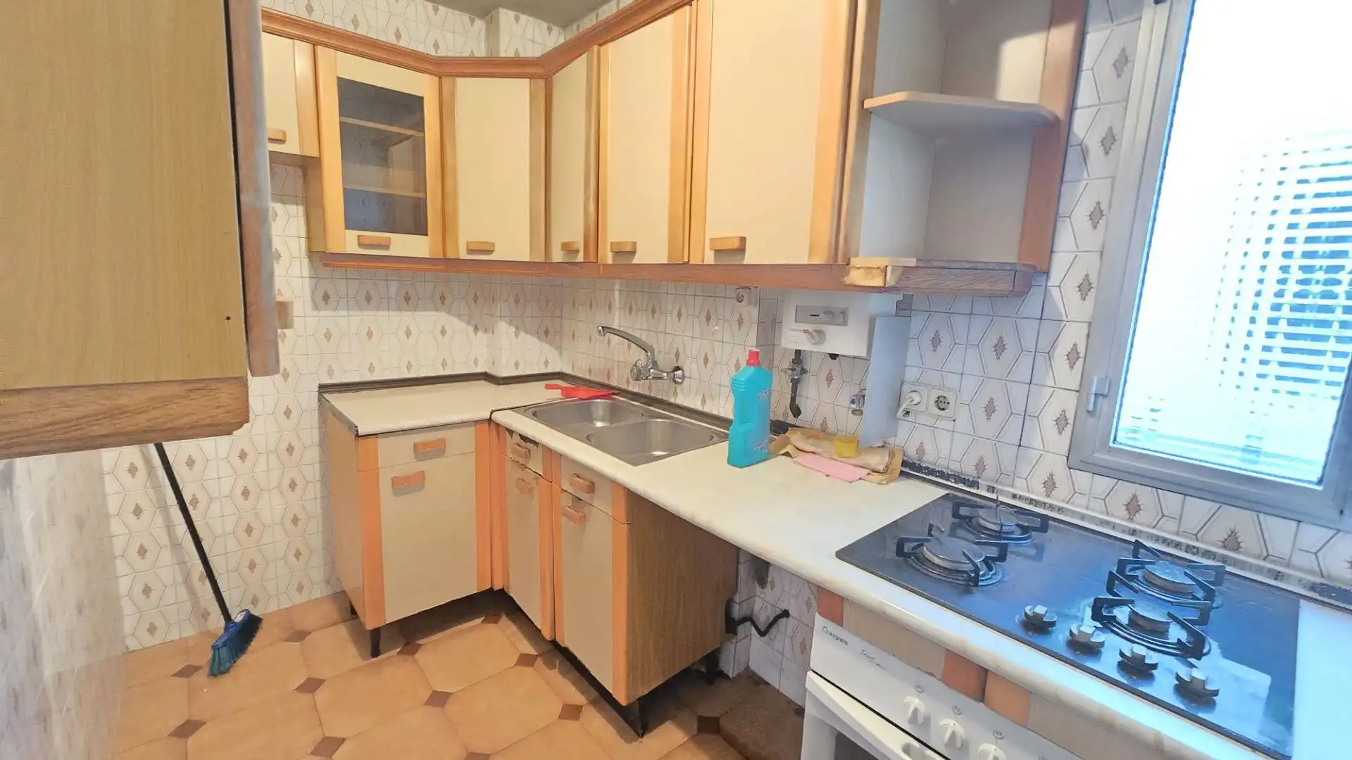 Cocina de Piso en venta en Madrid con Terraza