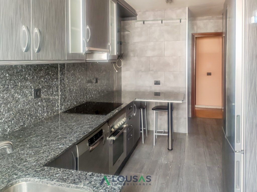 Kitchen of Flat for sale in Sarria