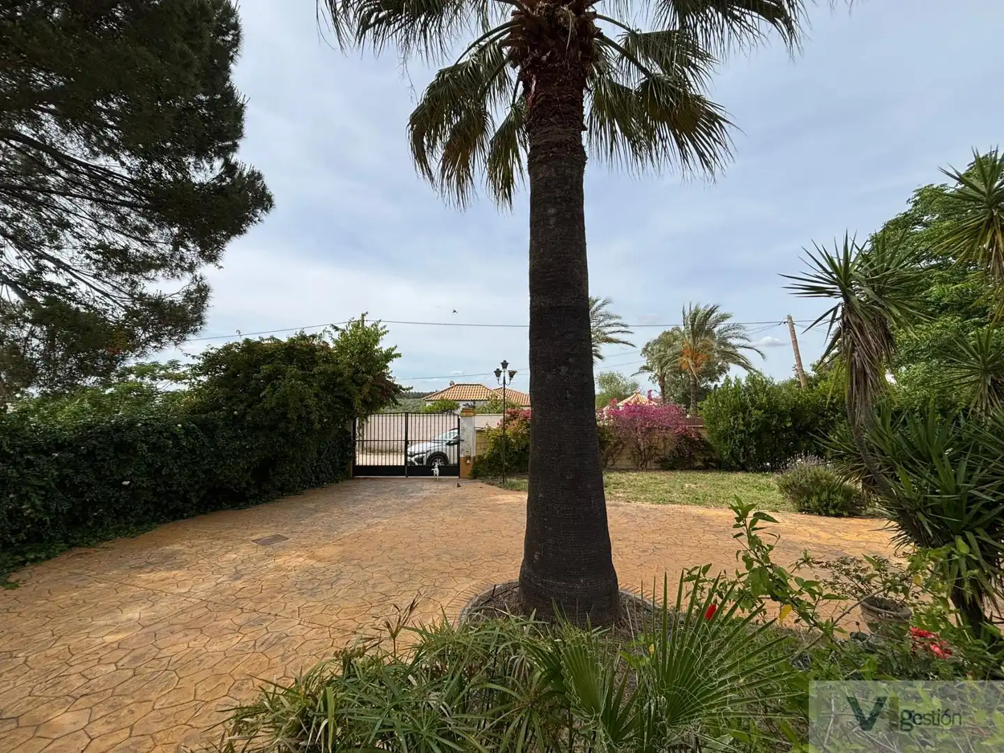 Vista exterior de Finca rústica en venta en Morón de la Frontera con Aire acondicionado, Calefacción y Terraza