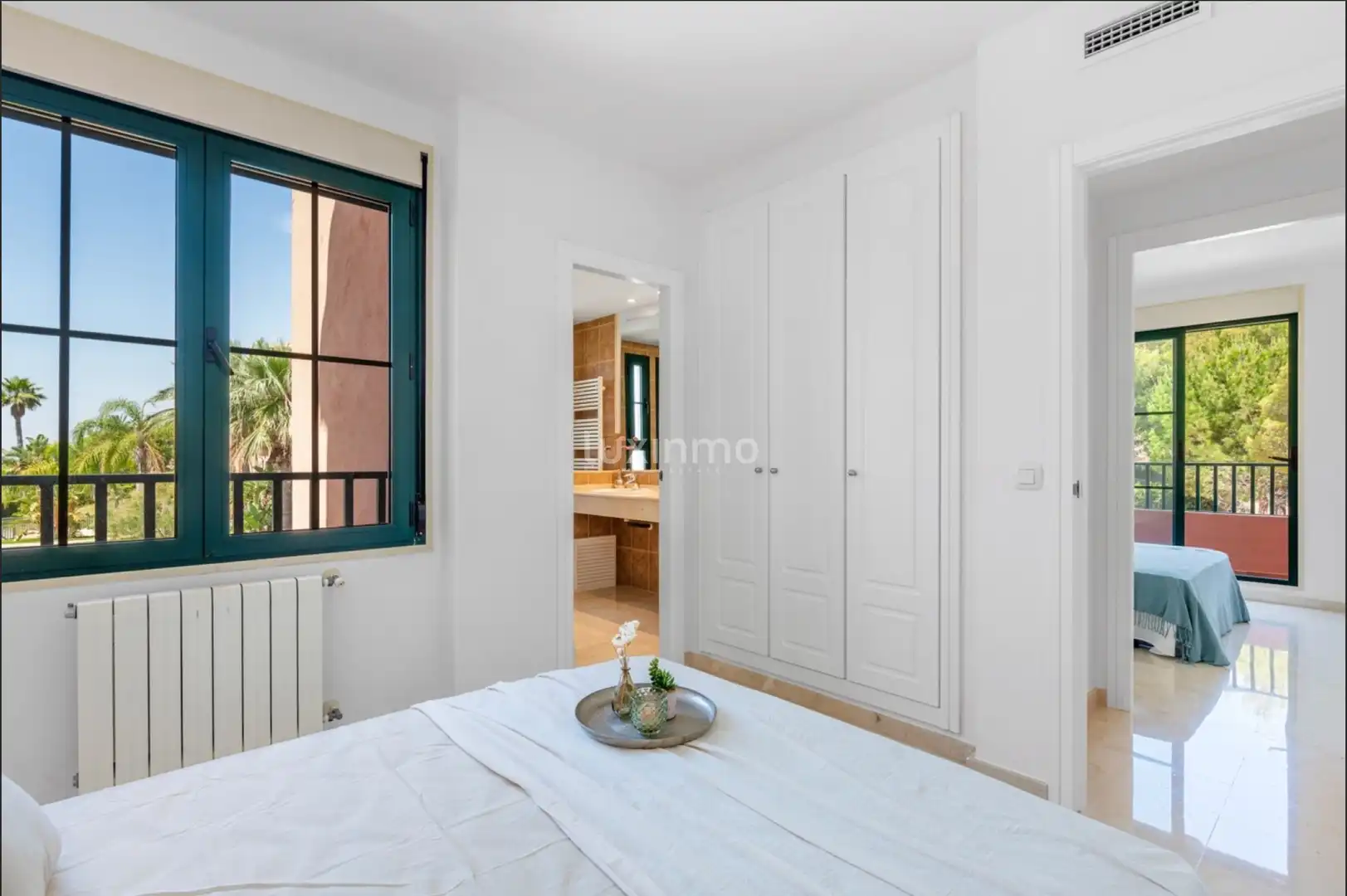 Flat with terrace for sale in Golf Bahía, imagen 9