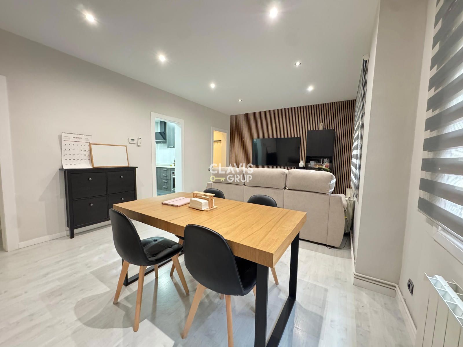 Living room of Flat for sale in  Barcelona Capital  with Air Conditioner, Heating and Furnished