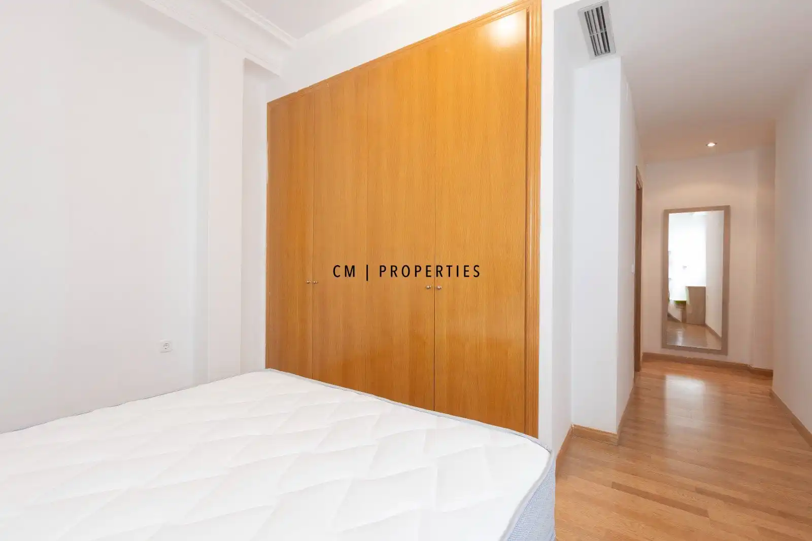 Wohnung zur Miete in Nuestra Sra de Gracia, Sant Francesc
