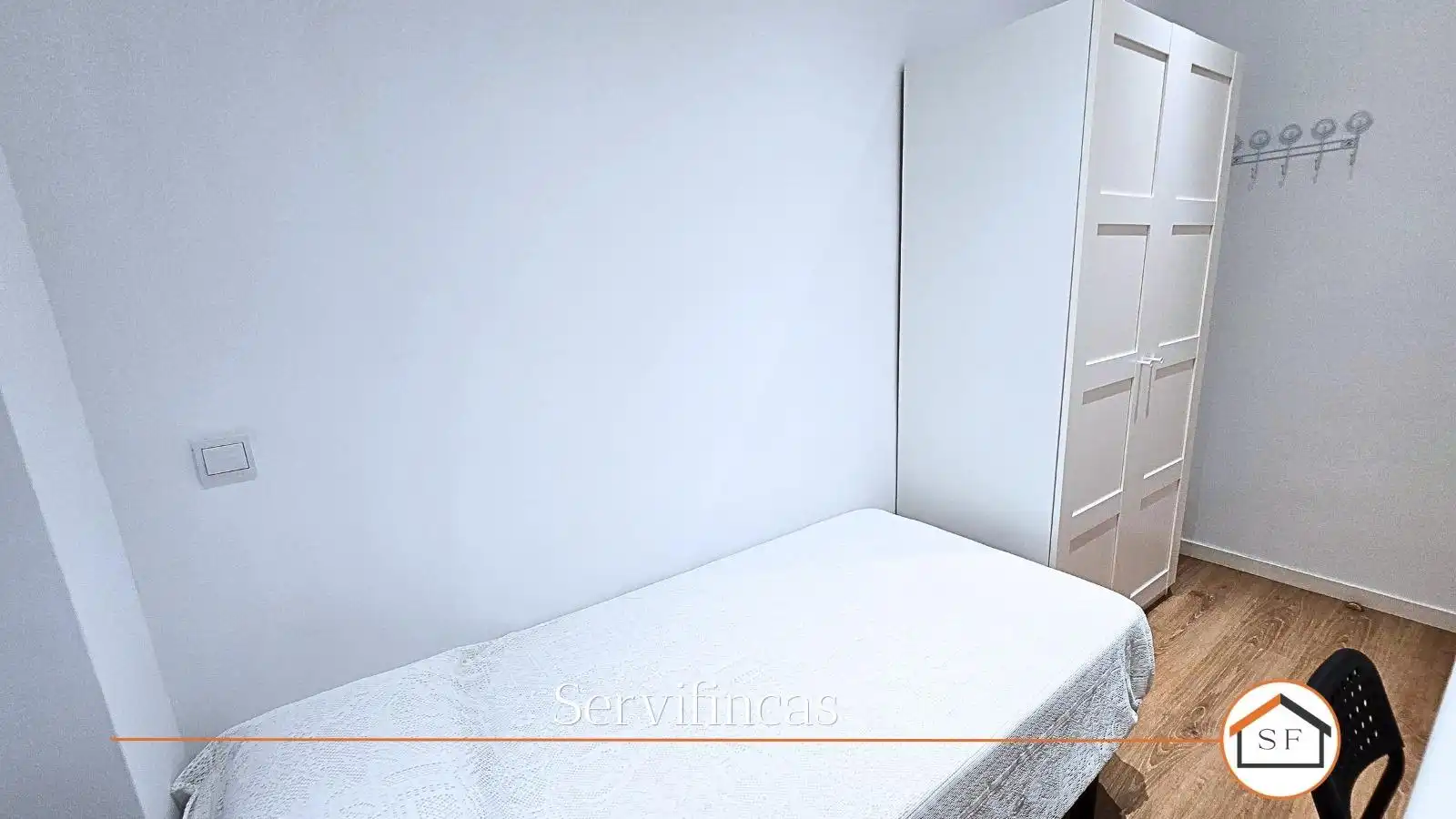 Bedroom of Flat for rent in Madrid  with Heating and Furnished