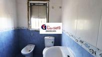Dormitori de Casa o xalet en venda en Yuncos amb Calefacció, Jardí privat i Terrassa