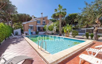 Jardí de Casa o xalet en venda en Chiclana de la Frontera amb Piscina