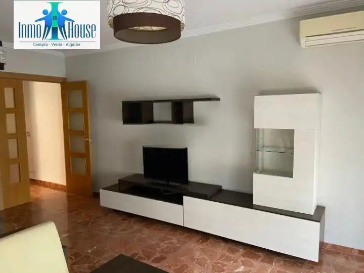 Wohnzimmer von Wohnung zur Miete in Albacete mit Klimaanlage, Heizung und Terrasse