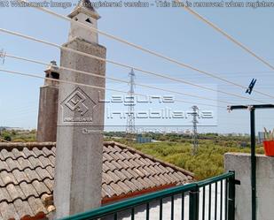 Vista exterior de Casa o xalet en venda en  Cádiz Capital amb Traster