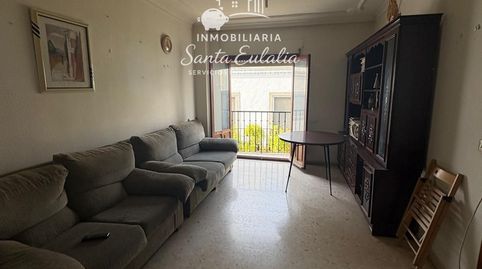 Pisazo centrico muy espacioso de 4 habitaciones y 2 baños