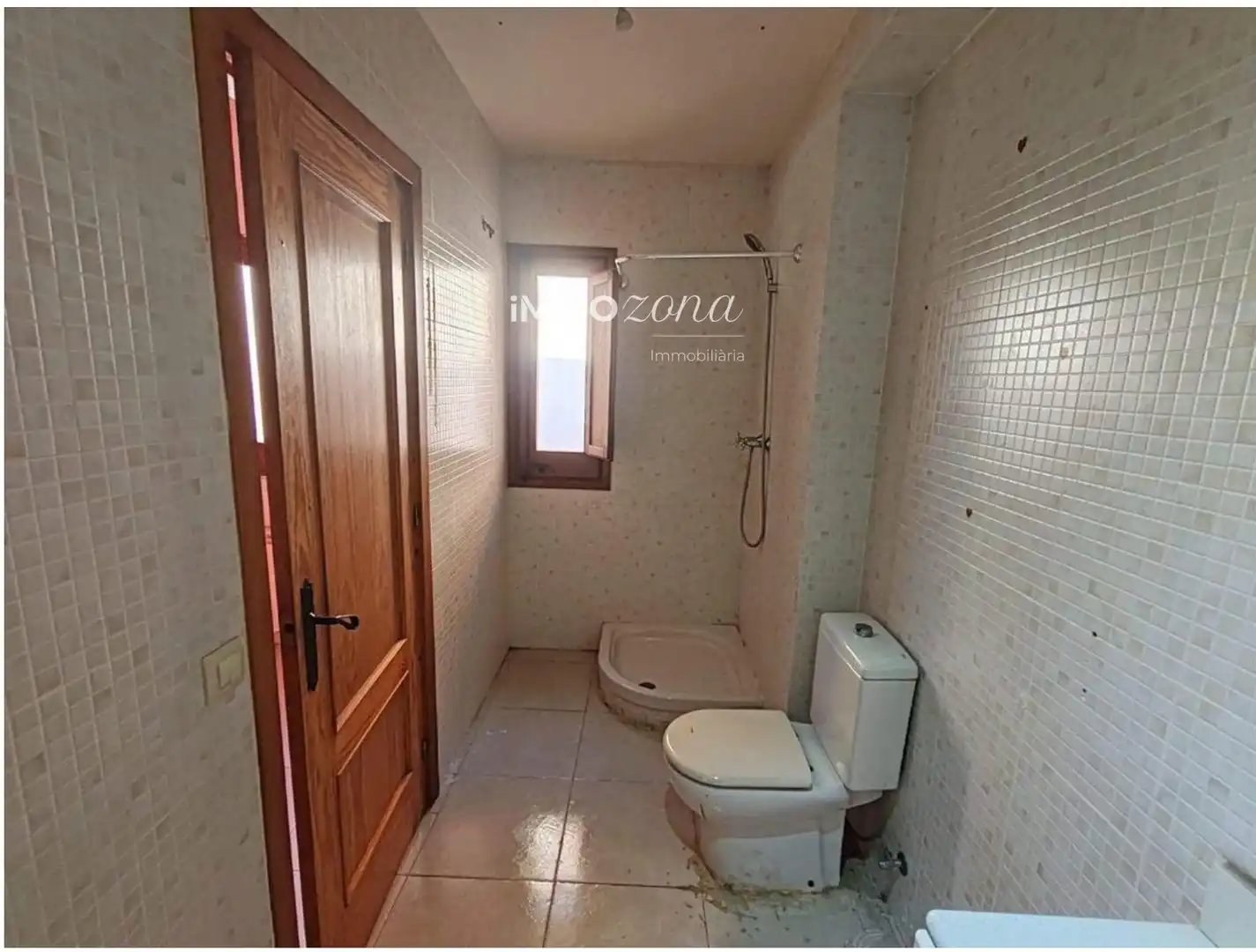 Bathroom of Detached homes for sale in Cabanes (Girona), Girona