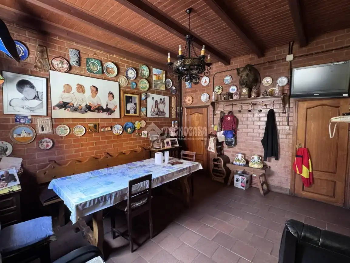 Esszimmer von Gebäude zum Verkauf in Villaquilambre