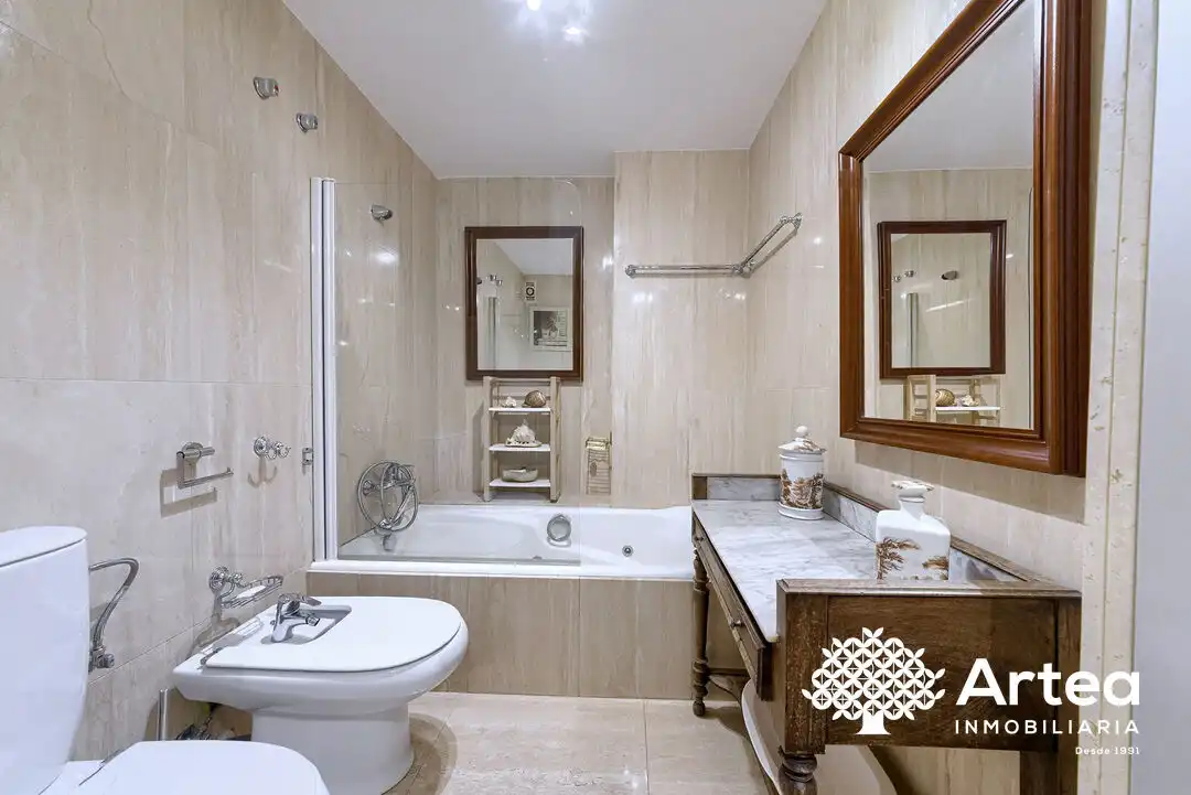 Piso en venta en Atxekolandeta Kalea, Neguri