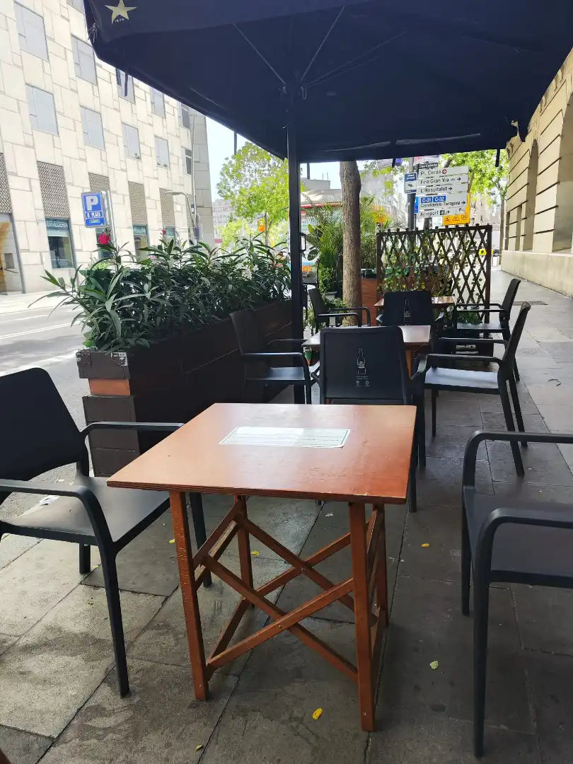 Terraza de Local en traspaso en Barcelona con Amueblado