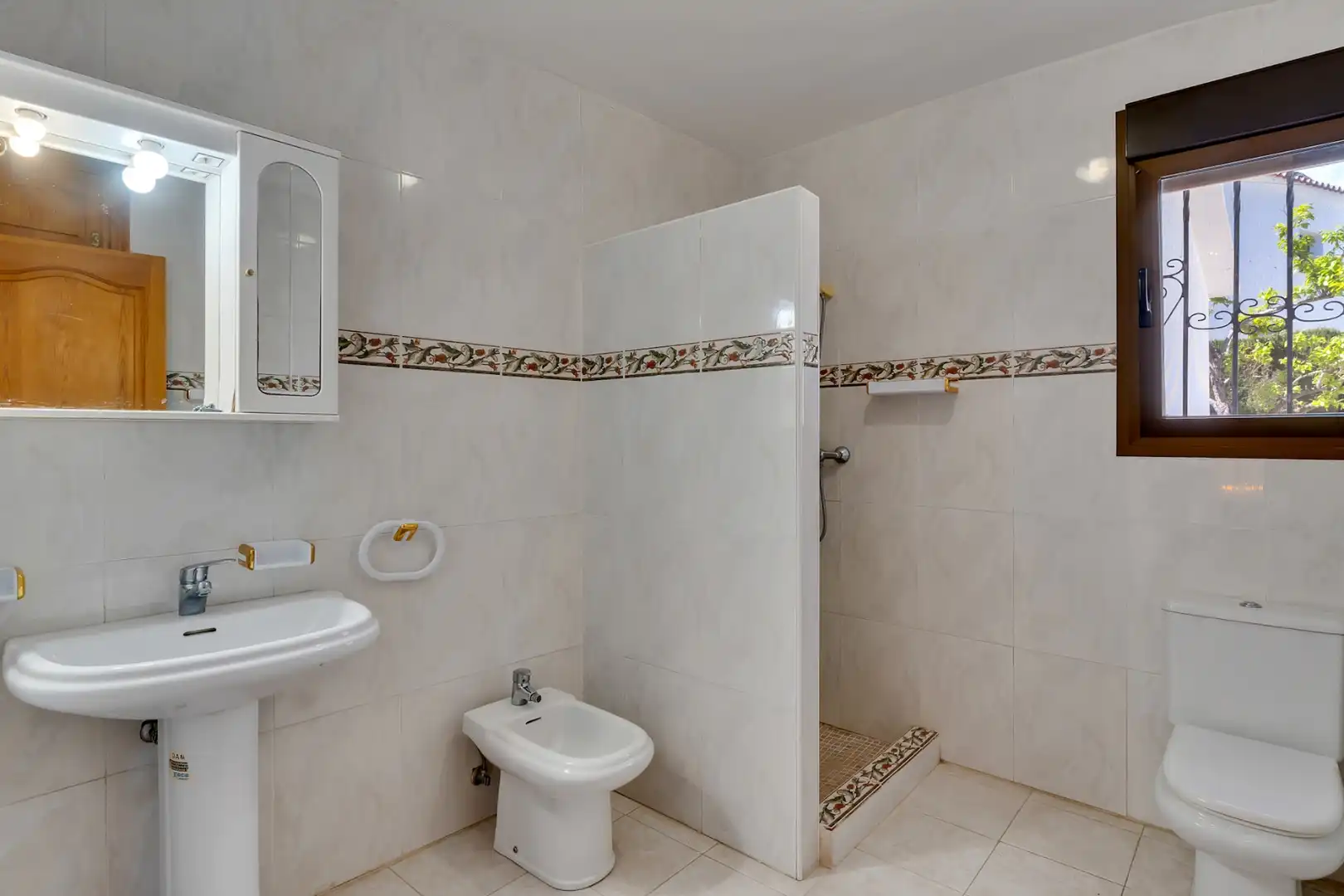 Badezimmer von Haus oder Chalet zum Verkauf in Moraira mit Klimaanlage