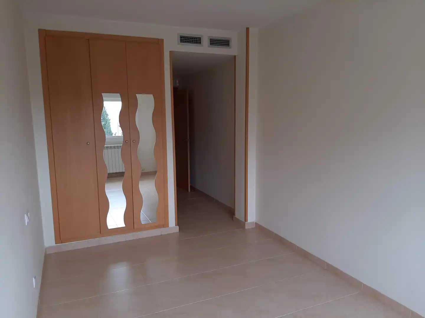 Bedroom of Flat for sale in Tauste  with Air Conditioner, Heating and Terrace