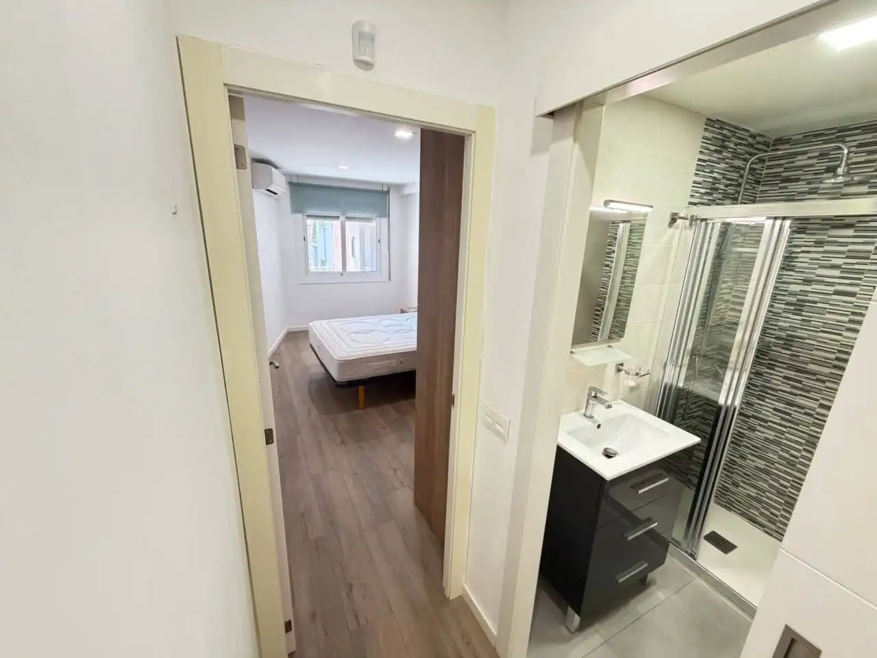 Habitación de Piso en venta en Barcelona con Terraza y Balcón