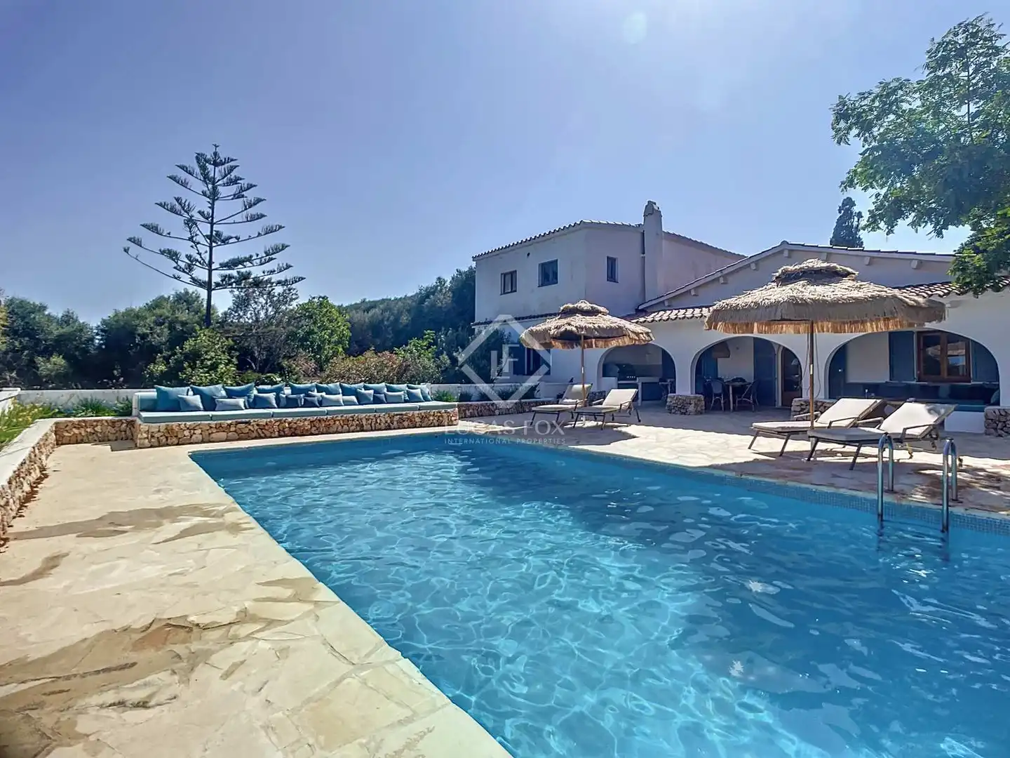 Schwimmbecken von Haus oder Chalet zur Miete in Alaior mit Klimaanlage, Heizung und Privatgarten