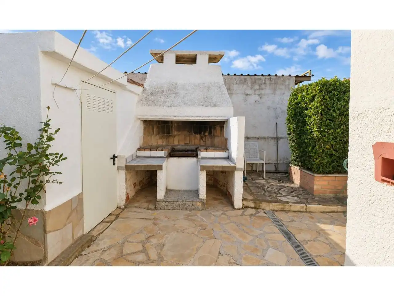 Chalet con piscina en venta en Calle gardènies 1, imagen 13