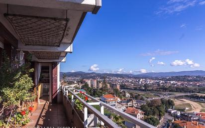 Vista exterior de Dúplex en venda en Poio amb Calefacció i Terrassa