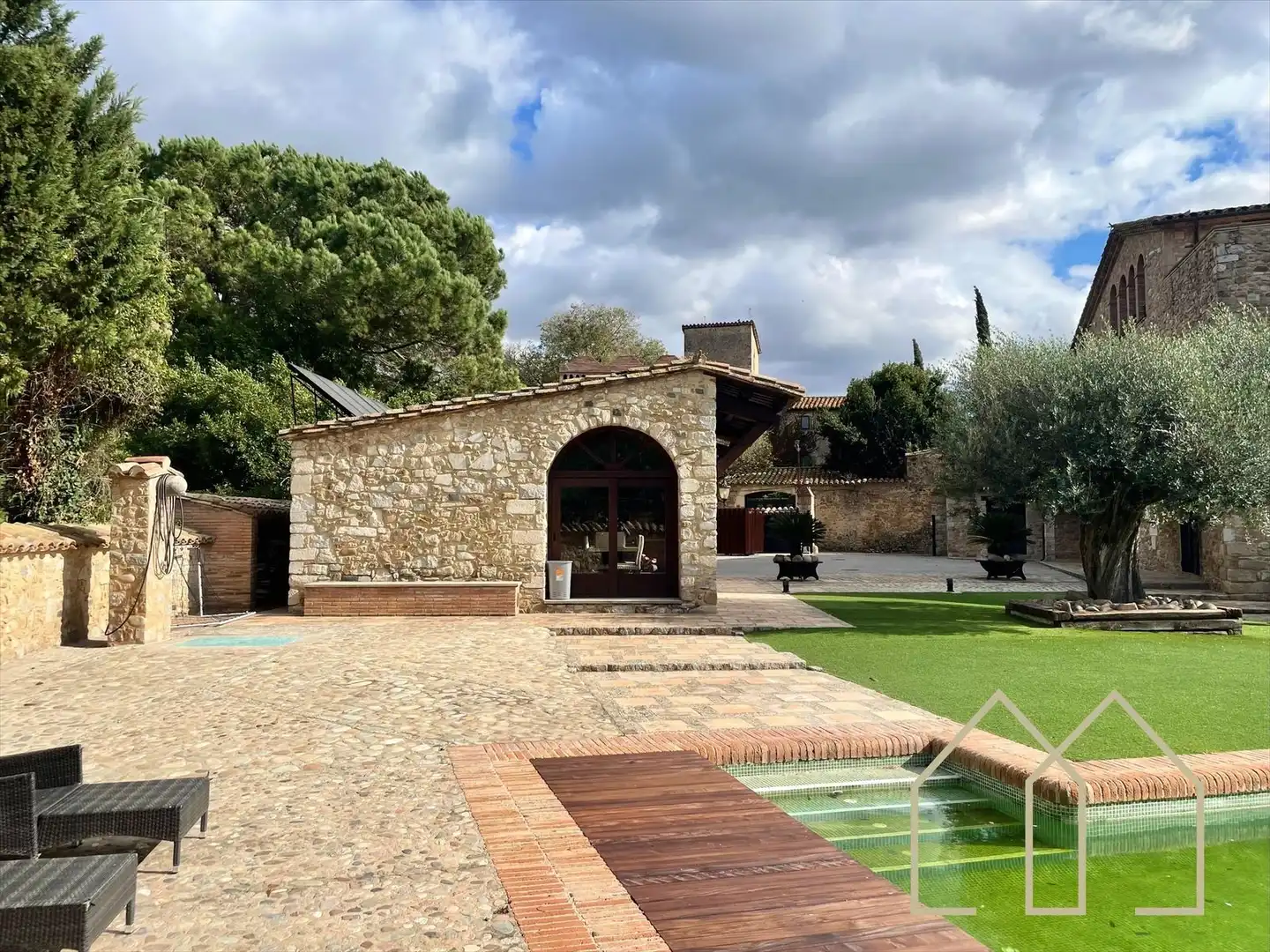 Vista exterior de Casa o chalet en venta en Sant Joan de Mollet con Aire acondicionado, Calefacción y Jardín privado