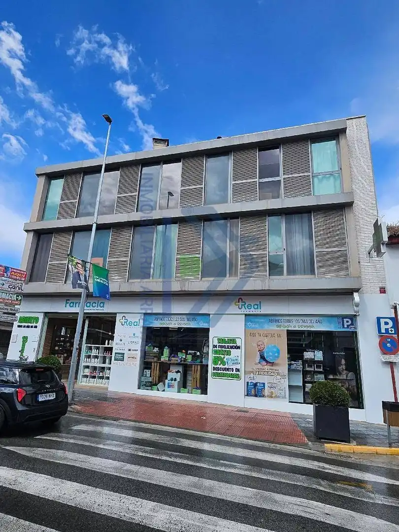 Vista exterior de Piso en venta en Ogíjares con Aire acondicionado, Calefacción y Parquet
