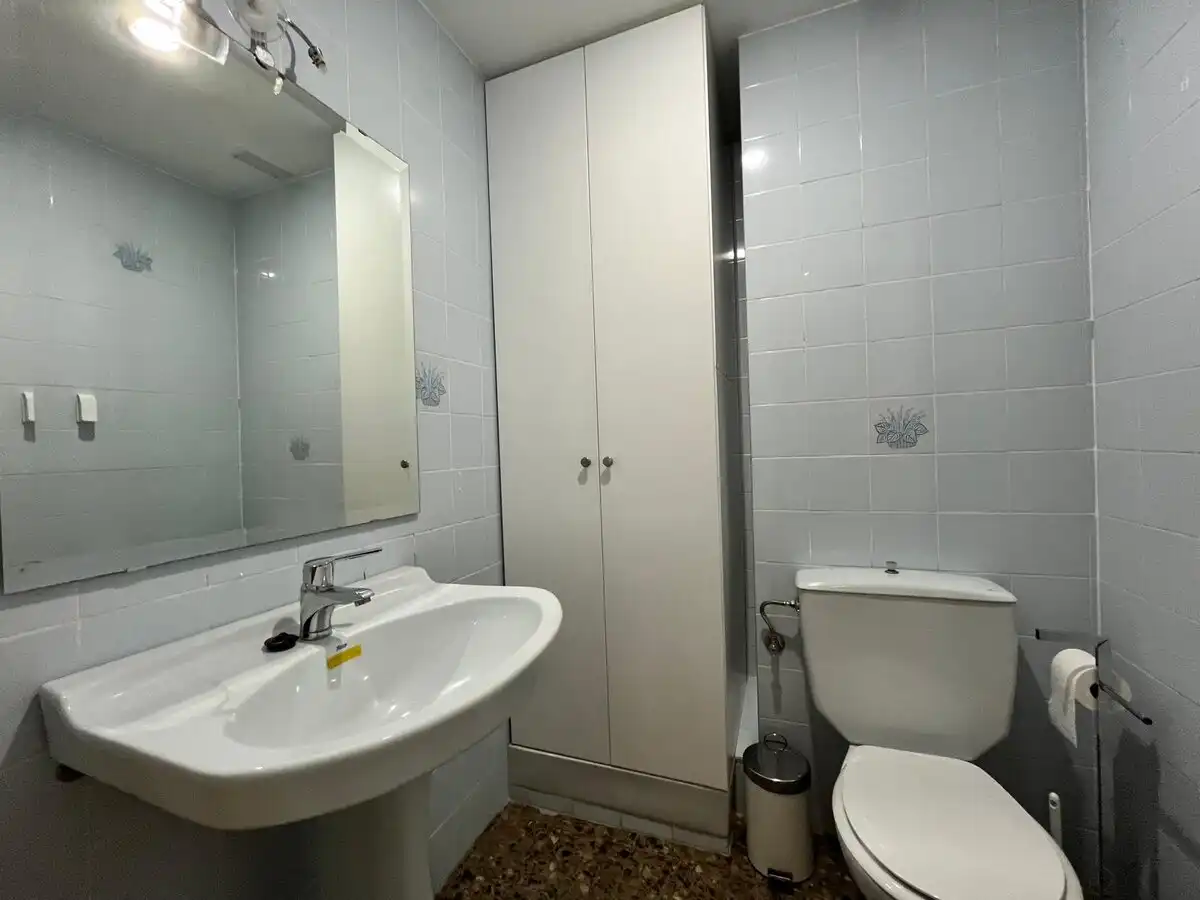 Bathroom of Flat for rent in Dénia  with Air Conditioner, Heating and Terrace