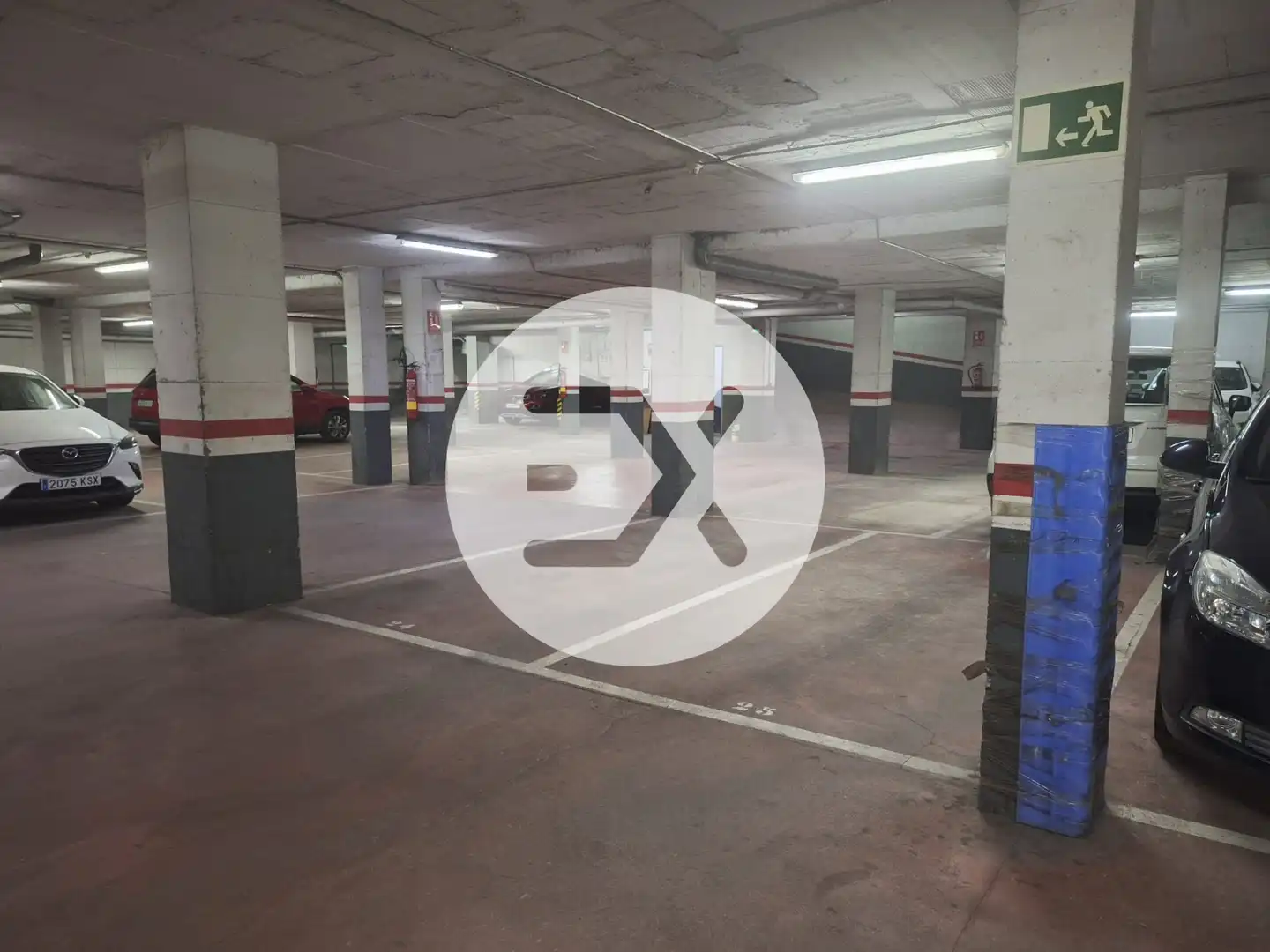 Parking of Garage for rent in Castell - Poble Vell