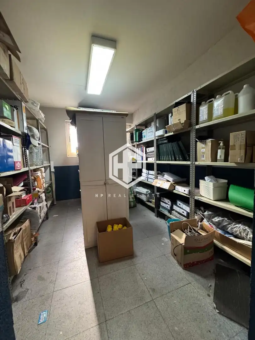 Nau industrial de lloguer en Madrid amb Calefacció i Alarma