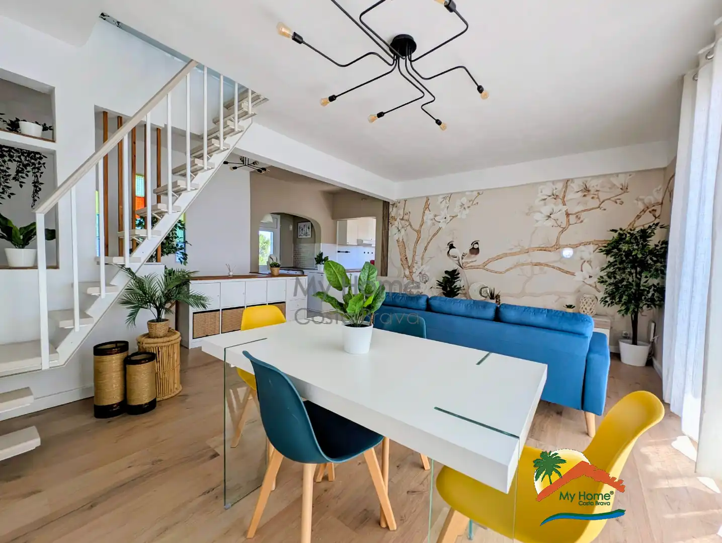 Sala d'estar de Casa o xalet en venda en Lloret de Mar amb Aire condicionat, Calefacció i Jardí privat
