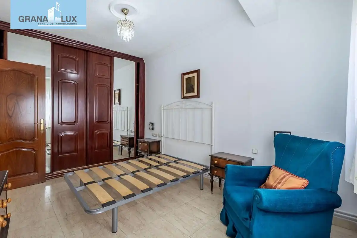 Schlafzimmer von Wohnung zum Verkauf in Granada mit Klimaanlage und Heizung