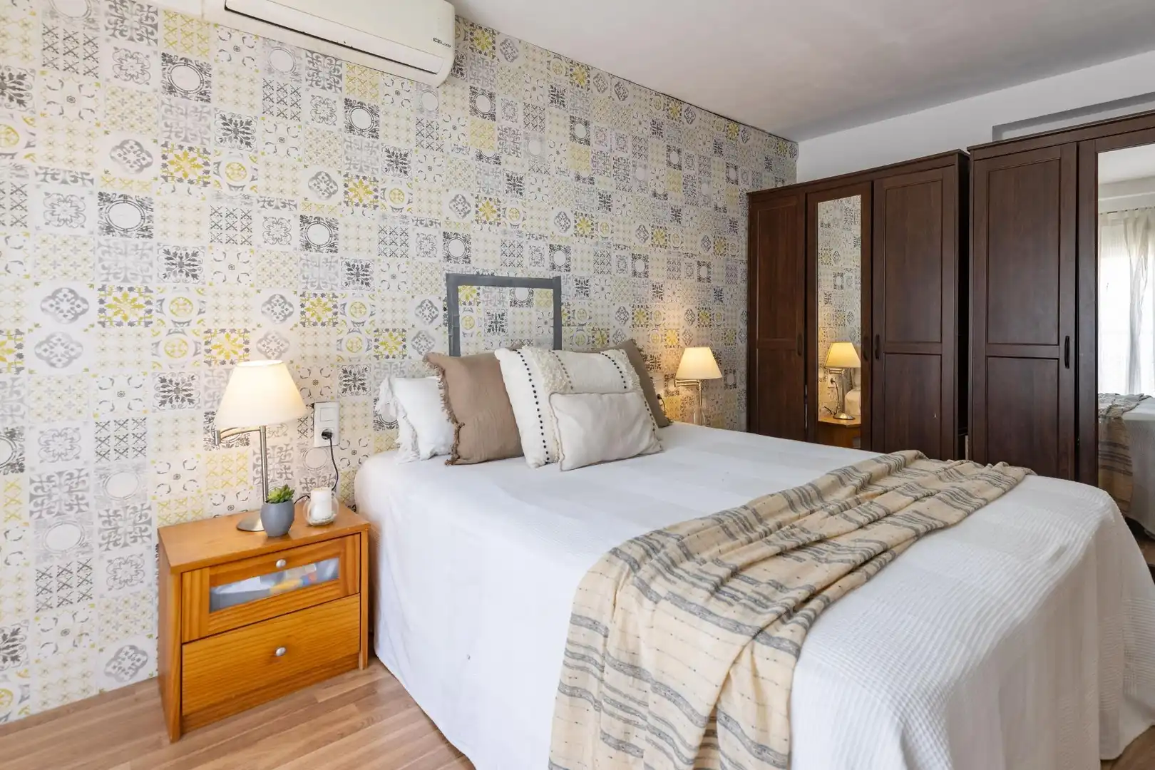Bedroom of Flat for sale in Valencia  with Air Conditioner