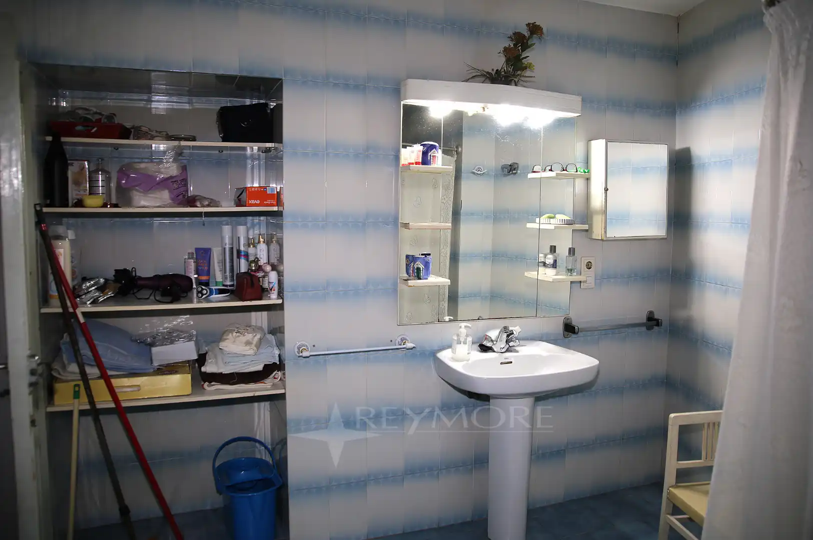 Baño de Casa o chalet en venta en Bujalance con Jardín privado, Trastero y Piscina