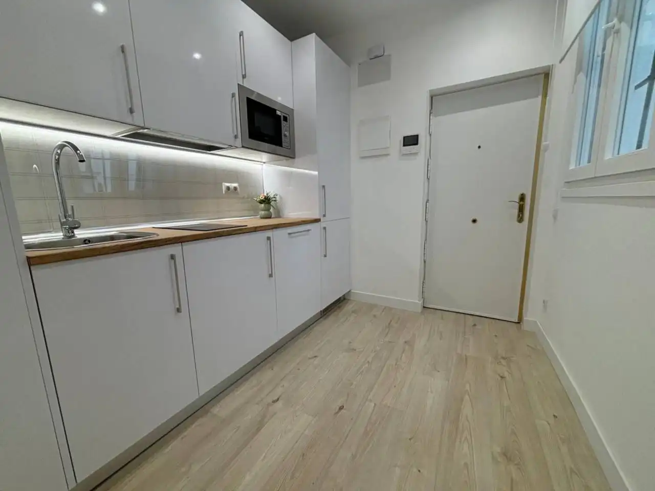 Cocina de Piso en venta en Madrid con Calefacción