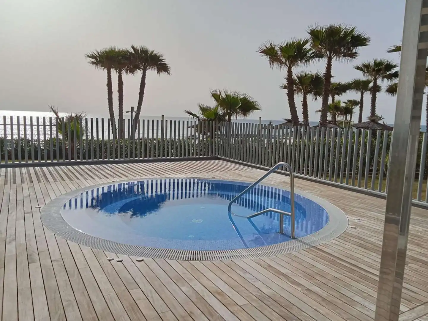 Piscina de Apartament en venda en Torrevieja amb Aire condicionat, Calefacció i Terrassa