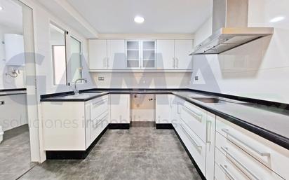 Flat for sale in Avenida Santos Patronos, La Vila