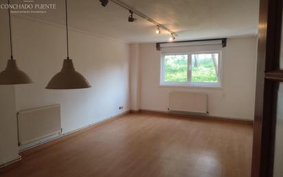 Living room of Flat for sale in Oleiros