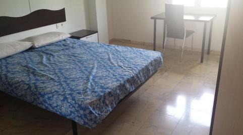 Photo 3 of Flat to rent in Calle Profesor Motos Guirao, Centro - Sagrario, Granada