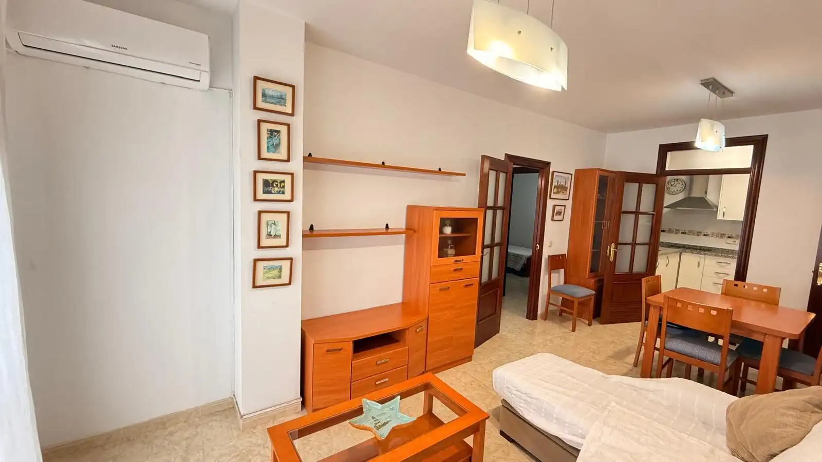 Living room of Flat for rent in Adra  with Air Conditioner and Furnished