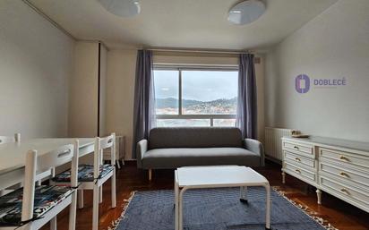 Bedroom of Apartment to rent in Vigo   with Heating, Private garden and Parquet flooring