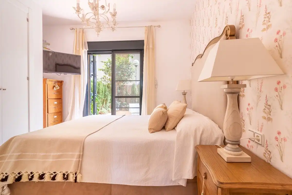 Habitación de Estudio en venta en Vélez-Málaga con Aire acondicionado, Terraza y Alarma