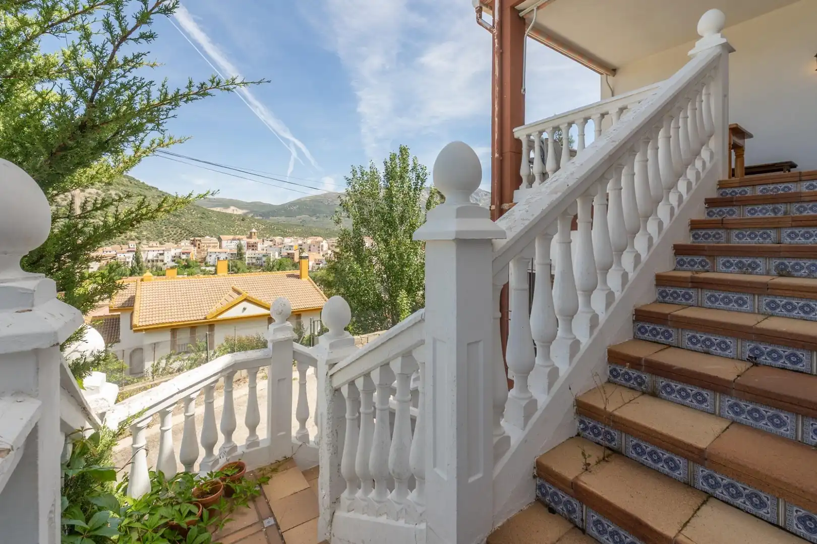 Vista exterior de Casa o chalet en venta en Valdepeñas de Jaén con Aire acondicionado, Calefacción y Jardín privado