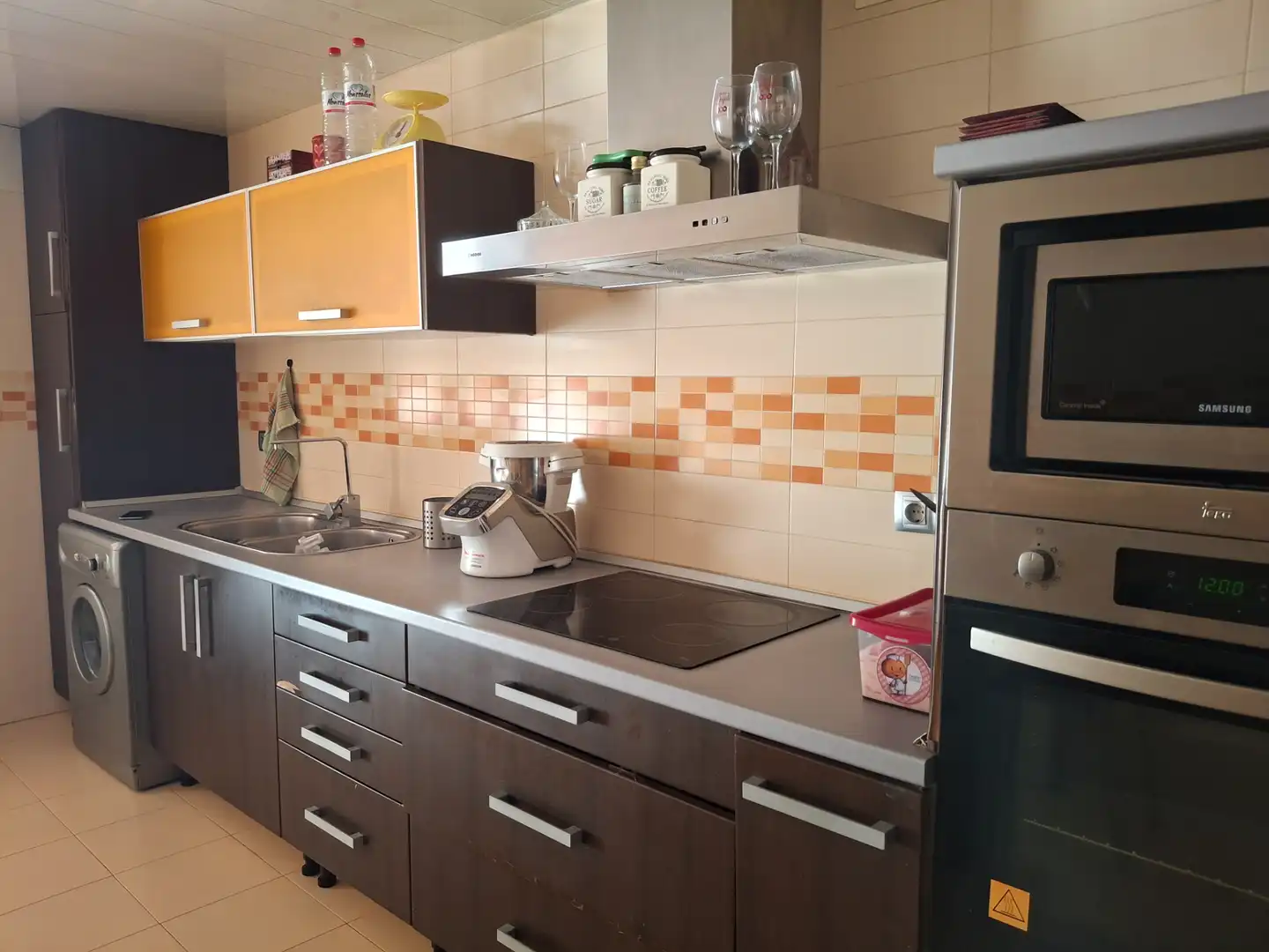 Cocina de Casa adosada en venta en Ciudad Real con Aire acondicionado, Calefacción y Jardín privado