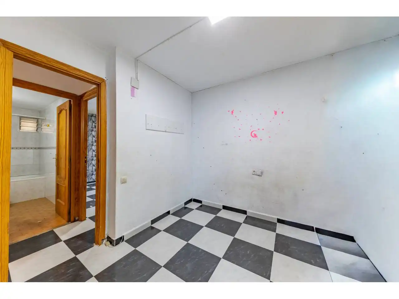Flat for sale in  Palma de Mallorca  with Air Conditioner